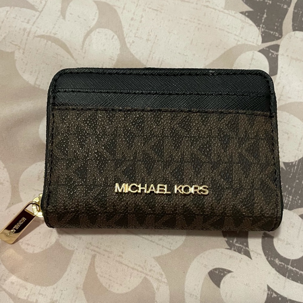 Michael Kors Logo Women’s Wallet